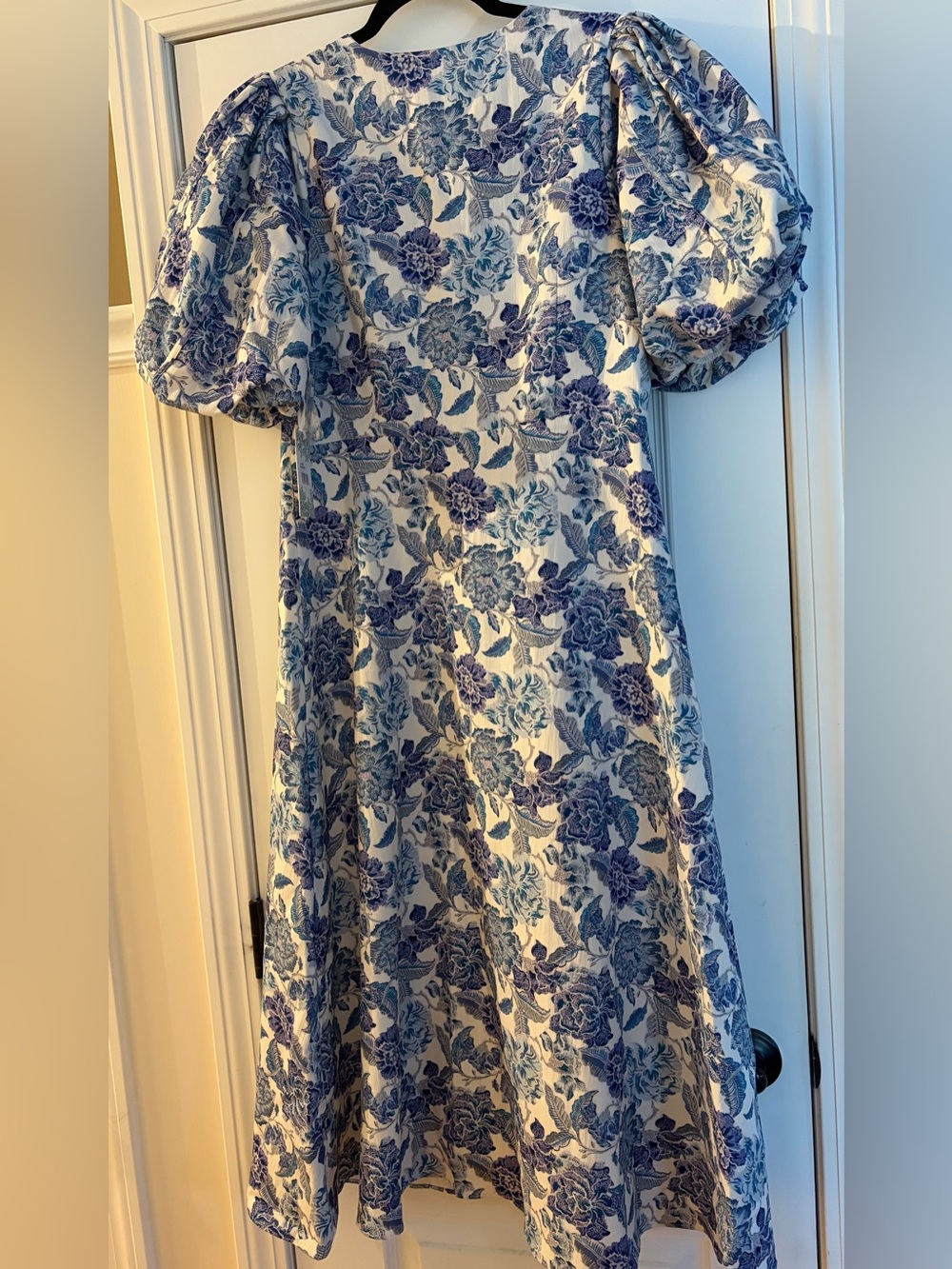 NWT Tuckernuck Steel Blue Floral Brody Midi Dress Coastal Nantucket Preppy Sz L - Picture 3 of 8